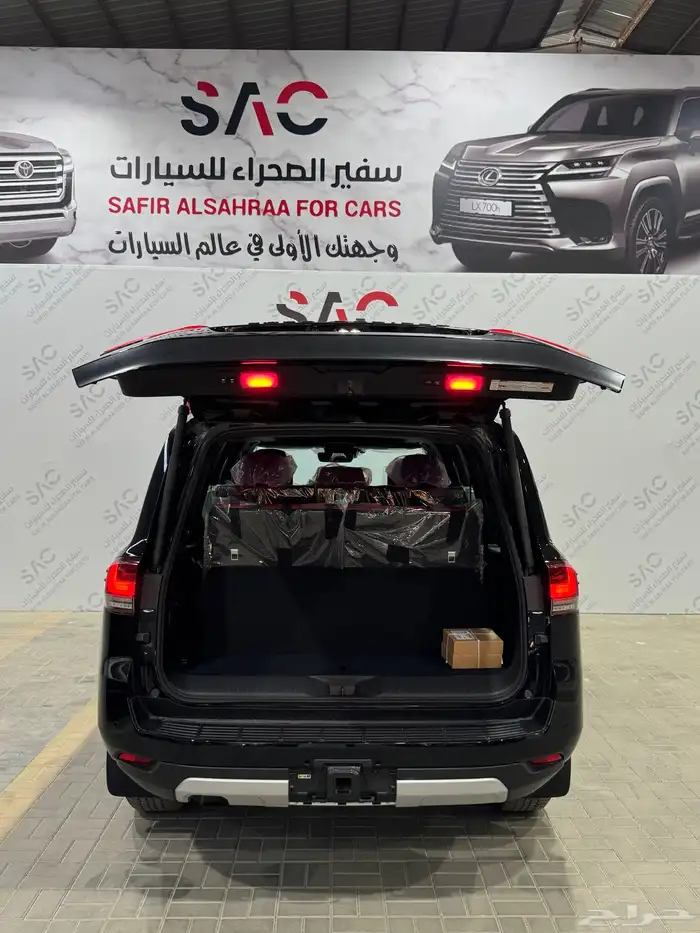 تويوتا لاندكروزر GR بريمي 2025 فل كامل بنزين 8