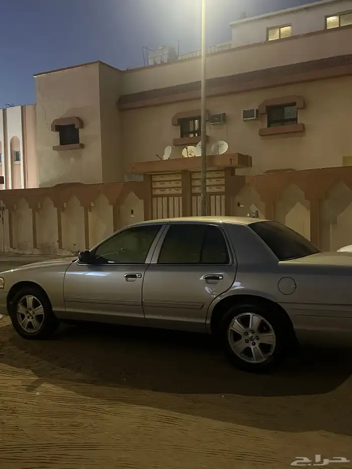 فورد فكتوريا 2010 سمني هلوز 1