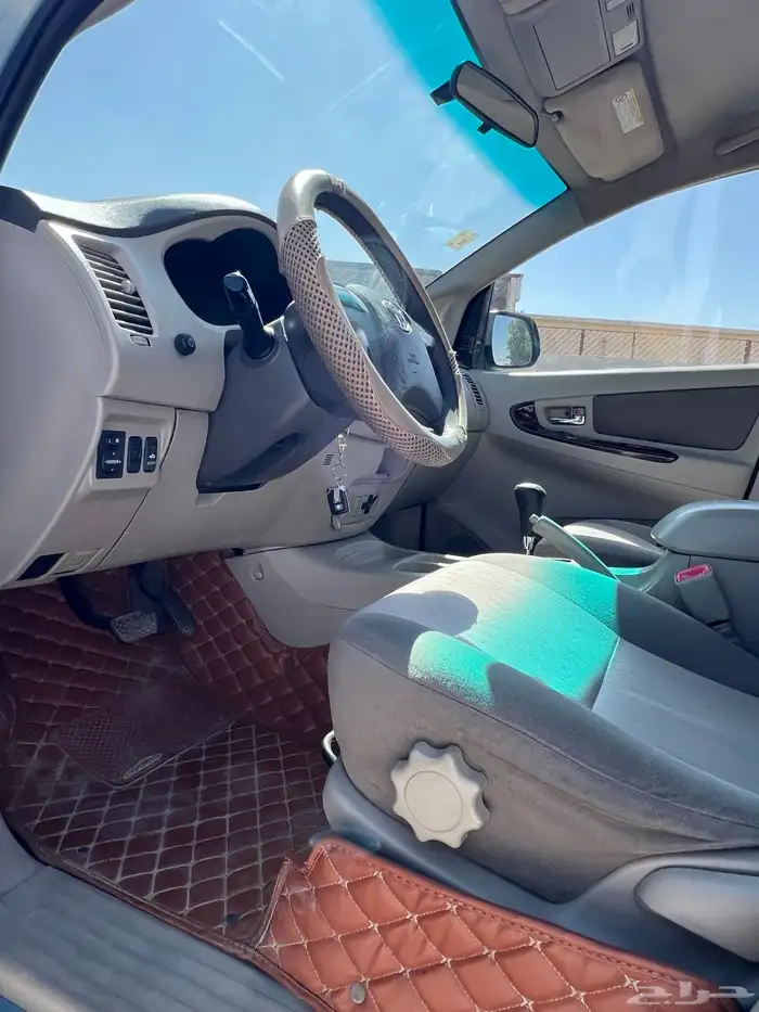 تويوتا انوفا 2012 6