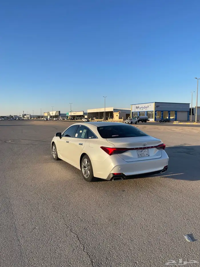 افالون 2022XLE 2