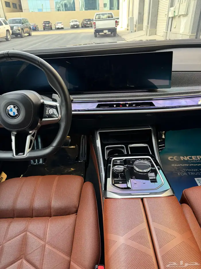 بي ام دبليو الفئة السابعة 735i - 2023 30