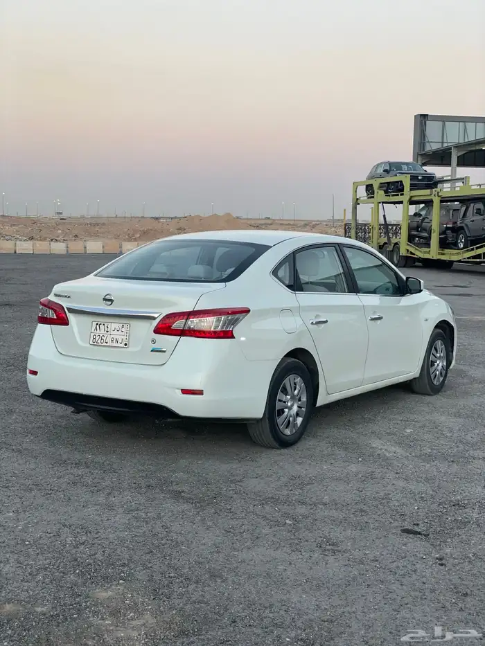 نيسان سنترا 2015 3