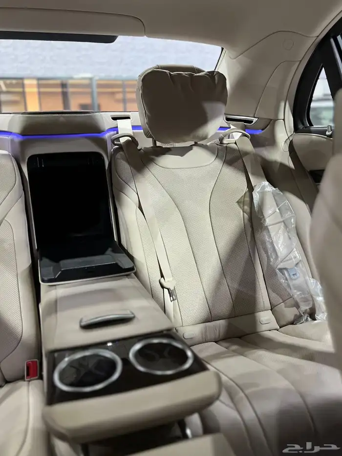 مرسيدس 2020 S450 جفالي أول مالك بممشى 40 بسعر 255 لون خاص 14