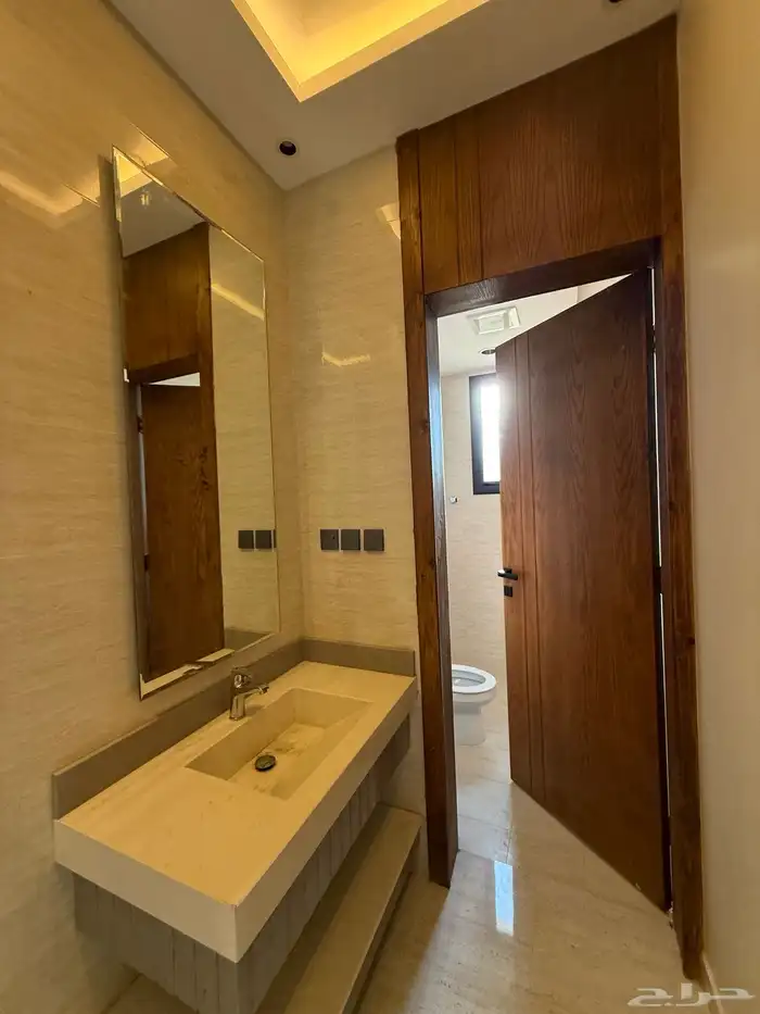 للبيع دور تمليك ارضي بحوش خلف حرس الحدود طريق المحاله 21