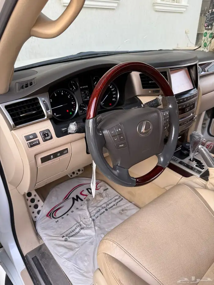 لكزس 2014 LX570 21