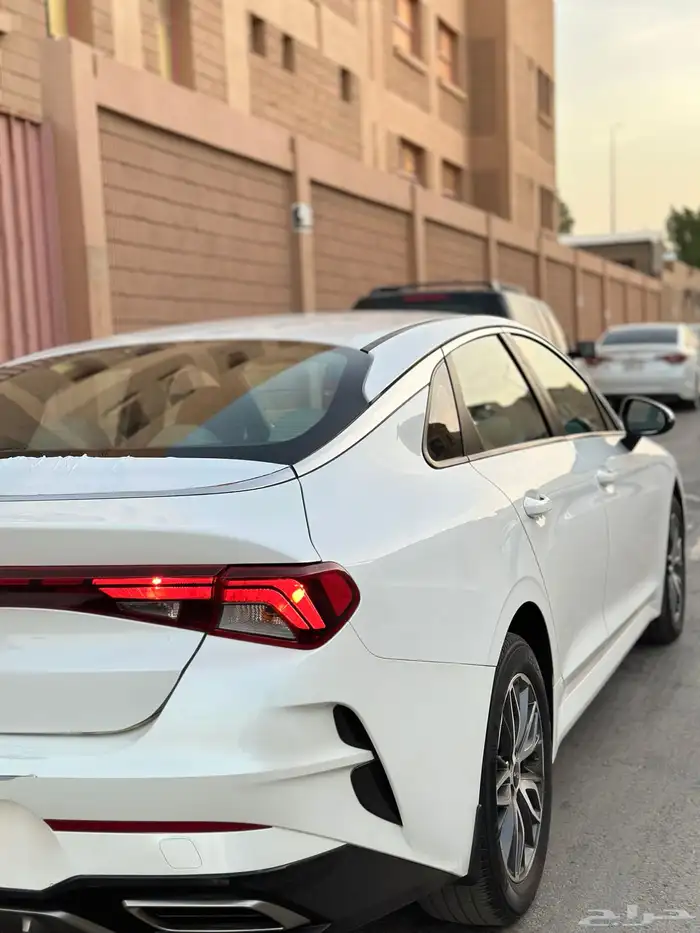 كيا k5 4