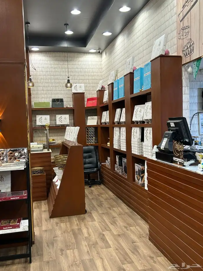 محل حلويات نجران. 6