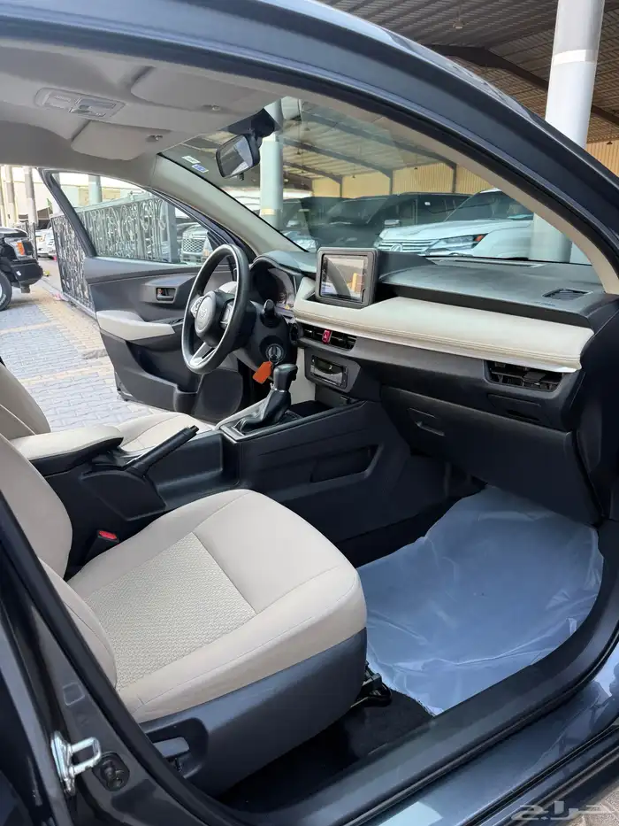 تويوتا يارس 2023 6