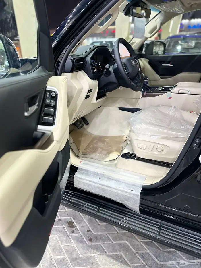 تويوتا لاندكروزر الموديل25 وارد الكويت فل كامل رقم(5) 7