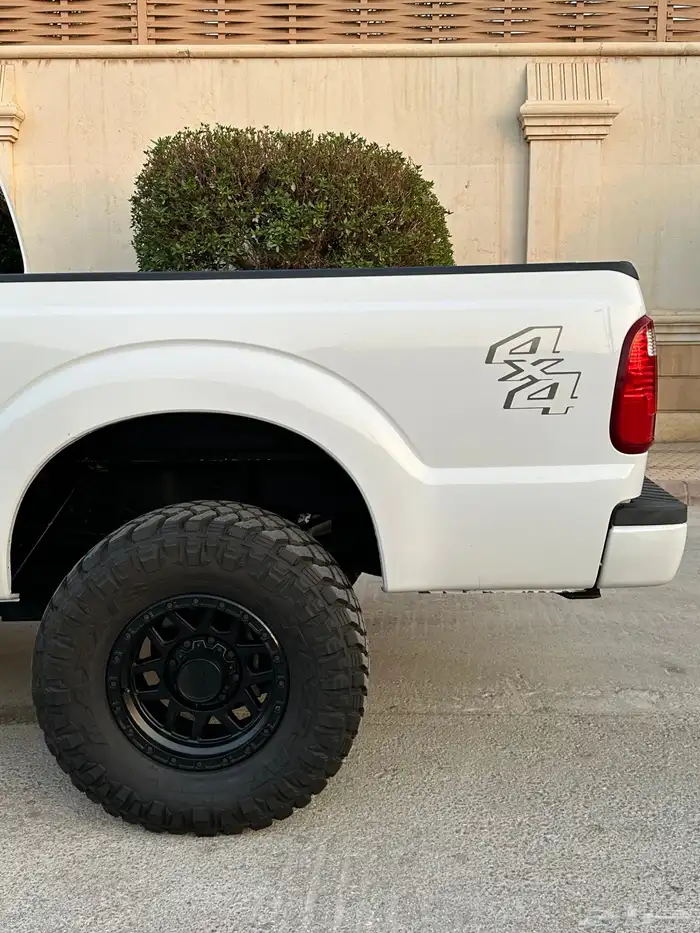 فورد F350 SuperDuty دبل مجهز عداد 76 11