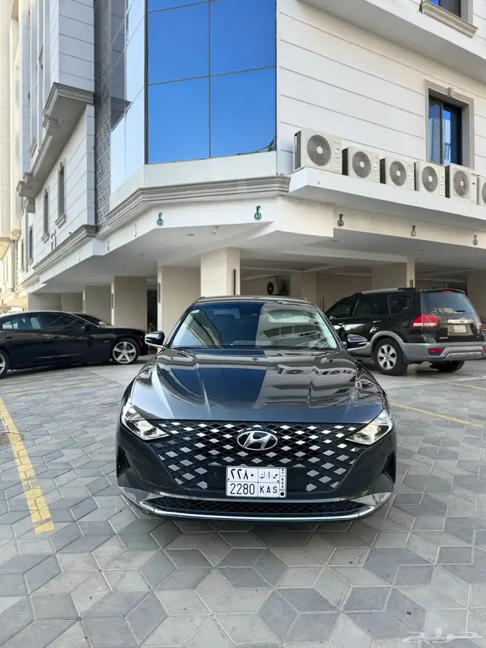 ازيرا هونداي 2020 (بنزين) بحالة الوكالة 0