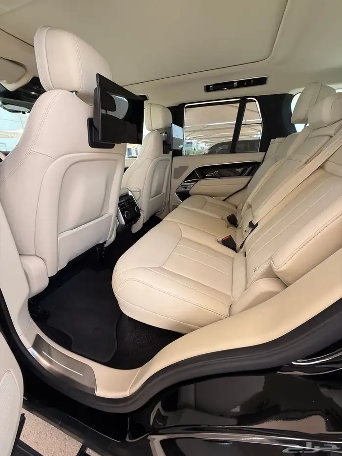 رنج روفر HSE V6 2024 وارد الناغي 2