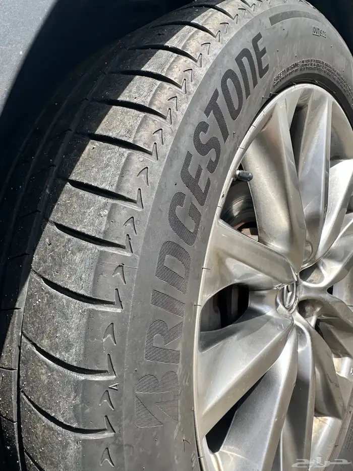 4 كفرات برجستون مازدا cx9 مقاس 255 50 20 7