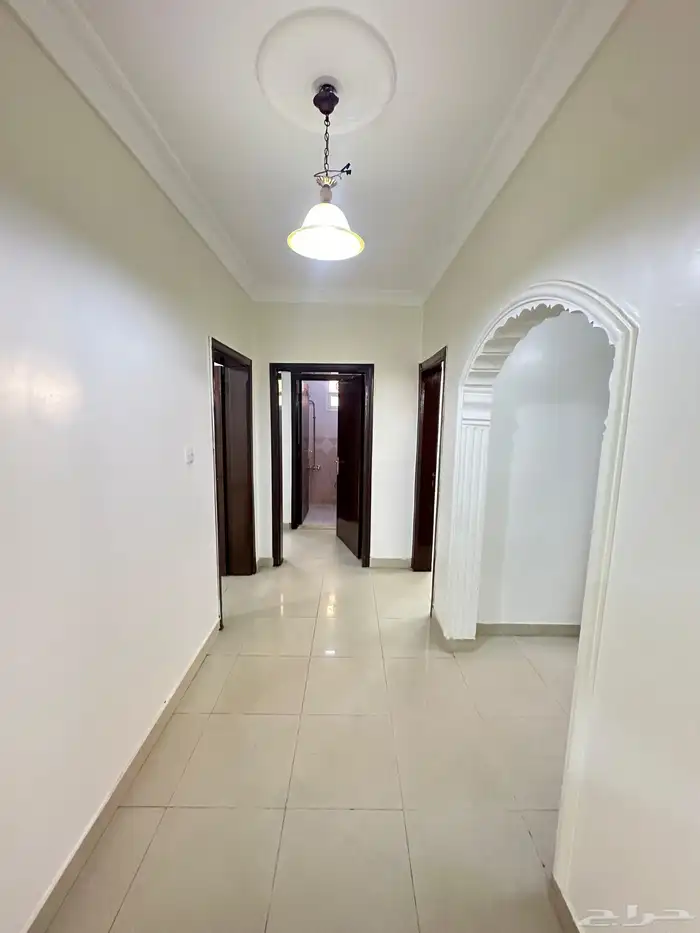 شقة للإيجار بحي اليرموك 4غرف ب40 الف 13