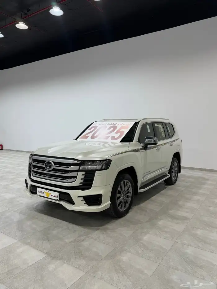 جيب الاند كروزر للايجار 0