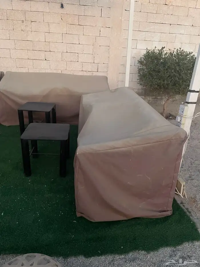 جلسة حديد مع الاثاث 3