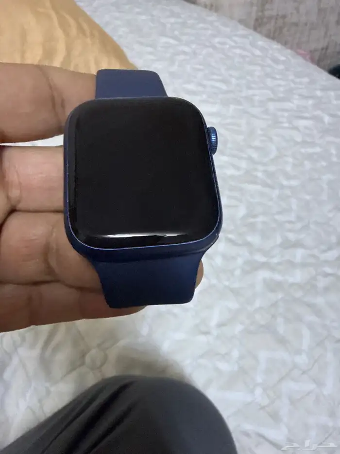 ساعة ابل 7 مقاس 45 ضمان جرير خاليه من الخدوش 11