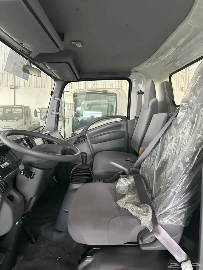 ايسوزو شاحنه 4 طن شاصيه طويل 4.95م -2025 4