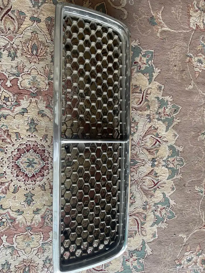 سيارات وقطع غيار 35