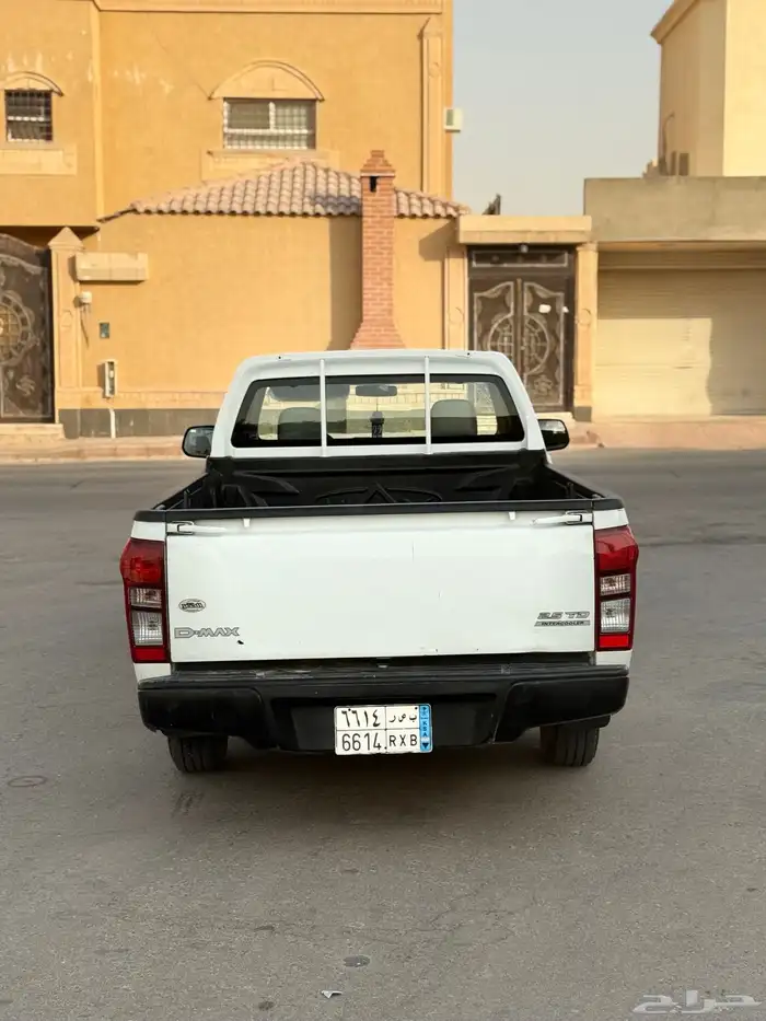 للبيع ايسوزو ديمكس 2022 4