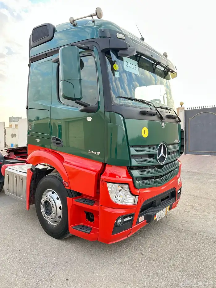 راس اكترس 2016م شد بلد 5