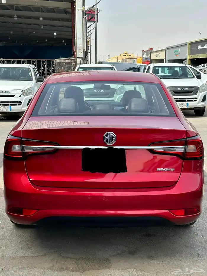 للبيع أم جي 5 الموديل 2022 فل كامل محركات وكاله السعر 30 3