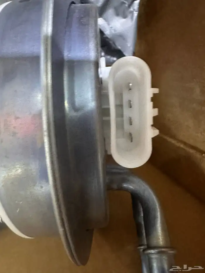 طرمبة بنزين جمس تركب من موديل 2004 لين 2006 2