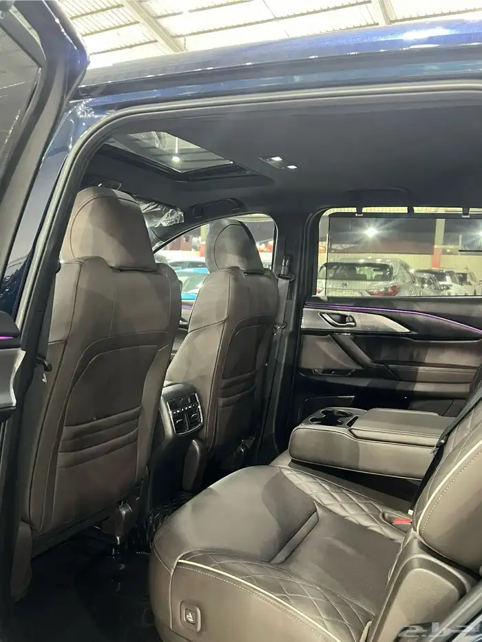 مازدا CX9 2023 سقنتشر فل كامل شبه جديد 8