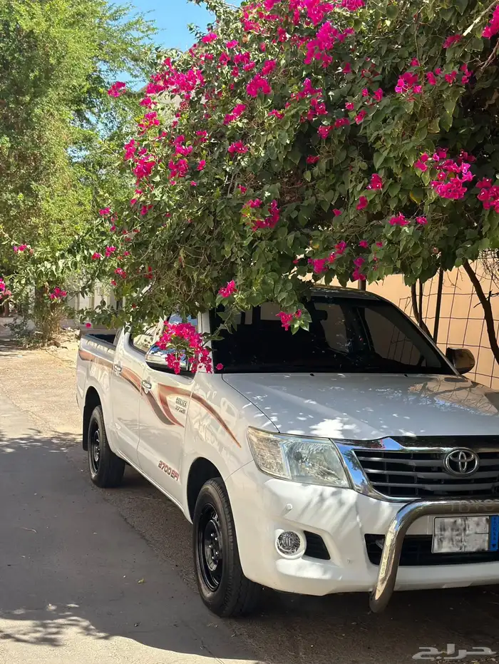 هايلوكس 2014 غمارتين فل كامل للبيع 2