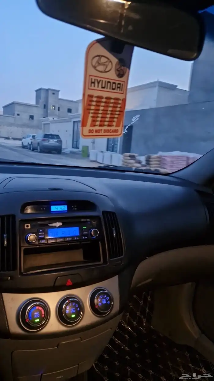 للبيع النترا 5