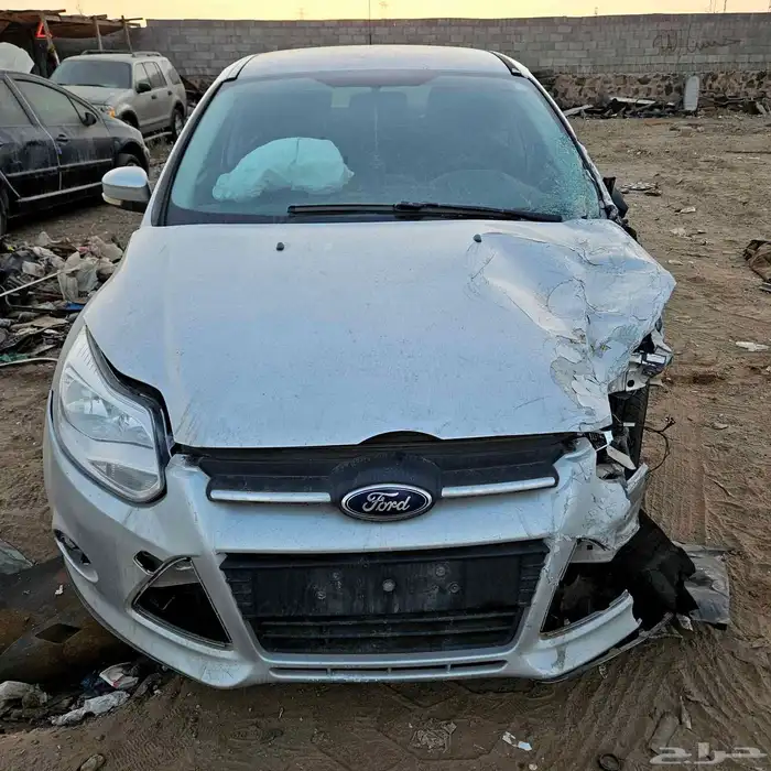 فورد فوكس قطع غيار تشليح 3