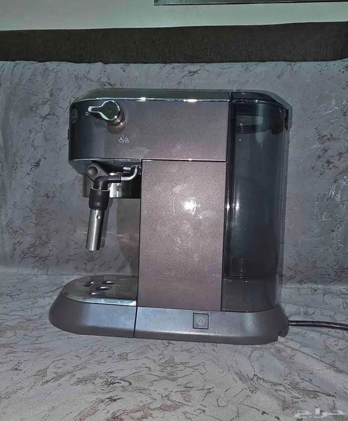 الة صنع القهوة ديلونجي 3