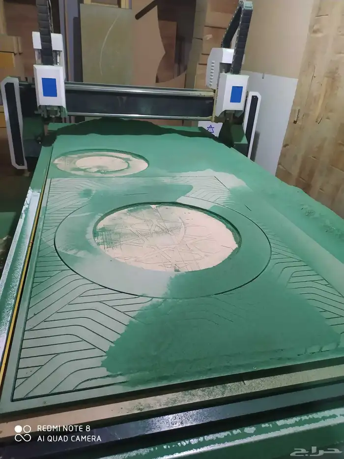 مشغل مكائن CNC نحت ليزر و مكائن راوتر نحت خشب 3