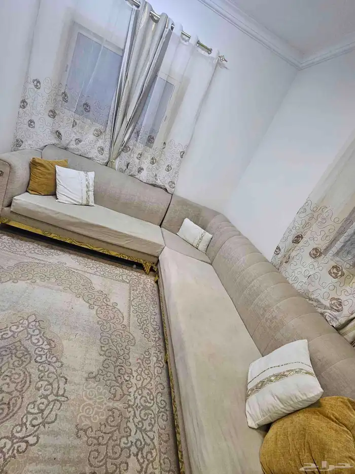 طقم كنب مع سجاده و ستارتين طاوله تلفزيون خشب 0