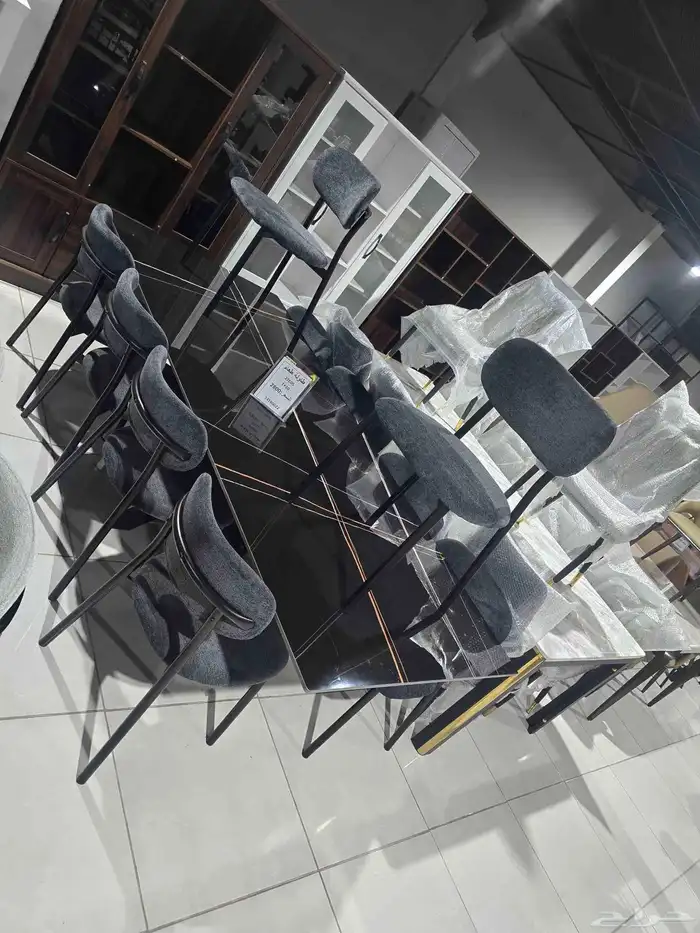 طاولات طعام مودرن ب اشكال جديده 15