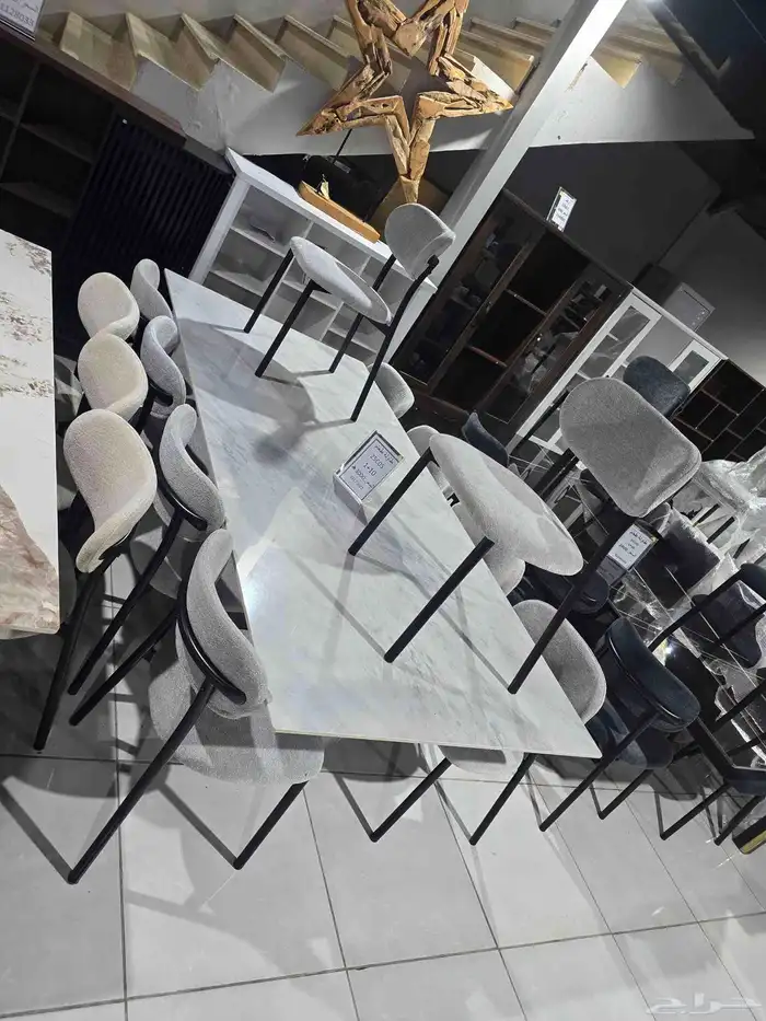 طاولات طعام مودرن ب اشكال جديده 5