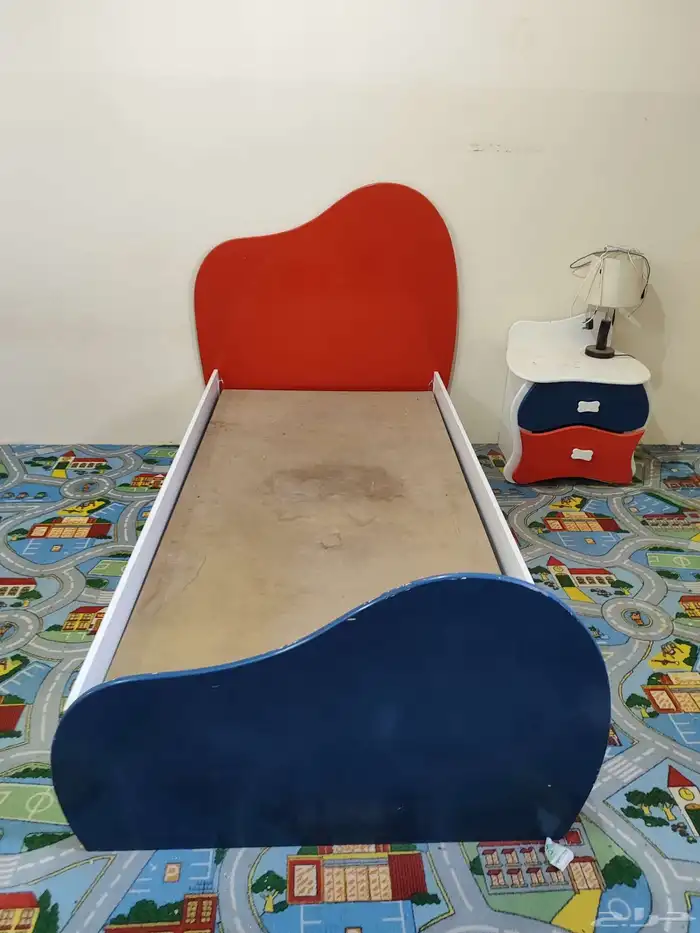غرفه نوم اطفال بحاله جيده جدا 2