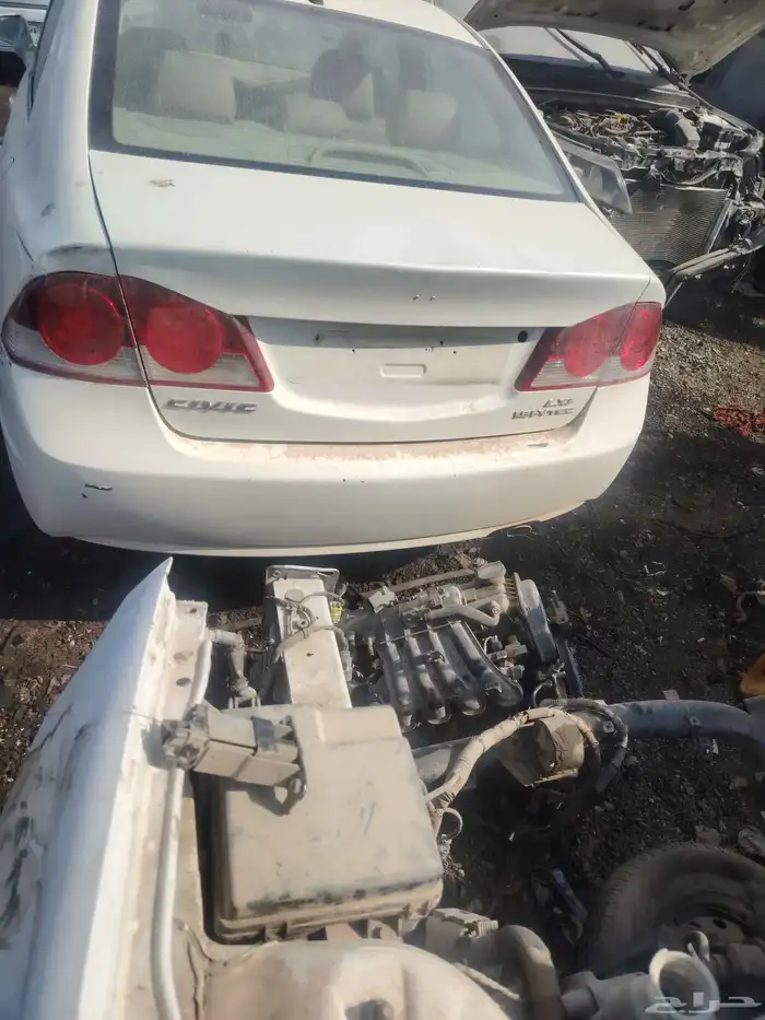 متوفر جميع قطع غيار سيارة هوندا سيفك موديل 2011 3