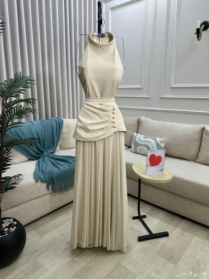 فساتين فخمة بتصاميم أنيقة وجودة عالية  تناسب المناسبات 10