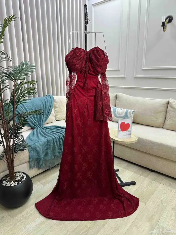 فساتين فخمة بتصاميم أنيقة وجودة عالية  تناسب المناسبات 9