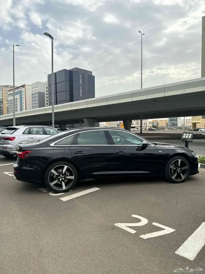 Audi A6 premium 2021 على الضمان سماكو 0
