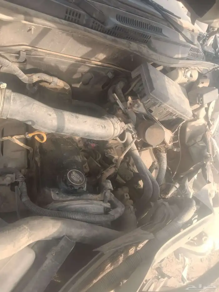 برادو ديزل 2004 مصدوم قطع غيار فقط تشليح الحمدنيه 1