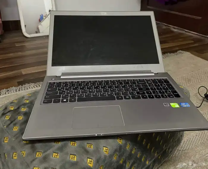 لابتوب للبيع على السوم 0