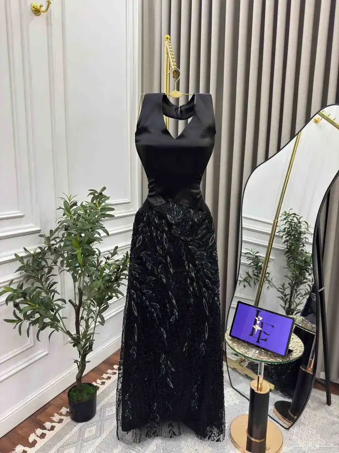 فساتين فخمة بتصاميم أنيقة وجودة عالية  تناسب المناسبات 41