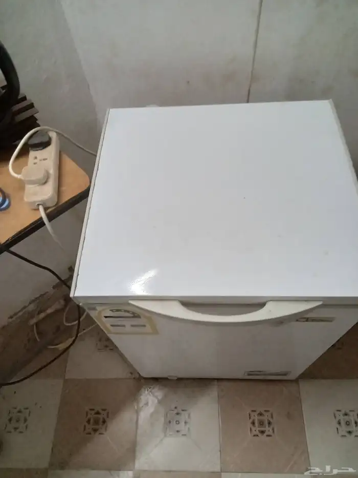 ثلاجة للبيع استخدام سنه جديده للتواصل رقم الجوال 1
