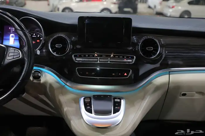 مرسيدس V250 جفالي 2023 على الضمان 16