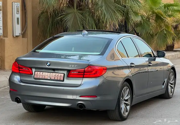 بي ام دبليو 520i 2018 (بحالة ممتازة) 7
