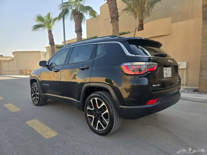 جيب كومباس موديل 2020 عداد 100 الف 4