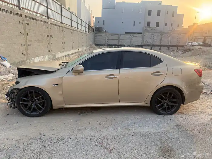 لكزس موديل 2007 is300 1