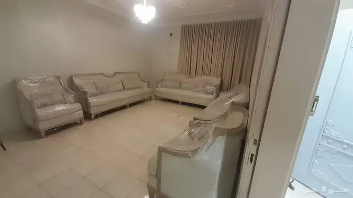 كنب او ستائر اومساند او تنجيد او جديد 1